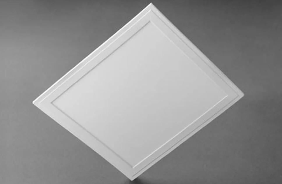 Plafoniera Led Akifix con cornice bianca ultrapiatta 60x60cm 42W per controsoffitto 