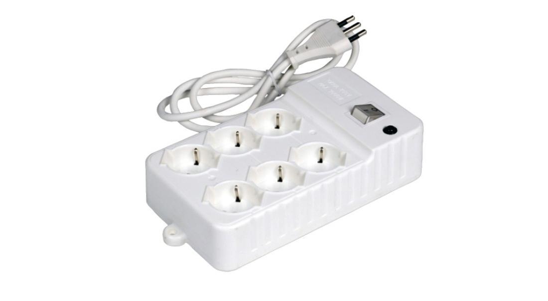 Multipresa 6 uscite Maurer 2P+T con interruttore Art. 92658